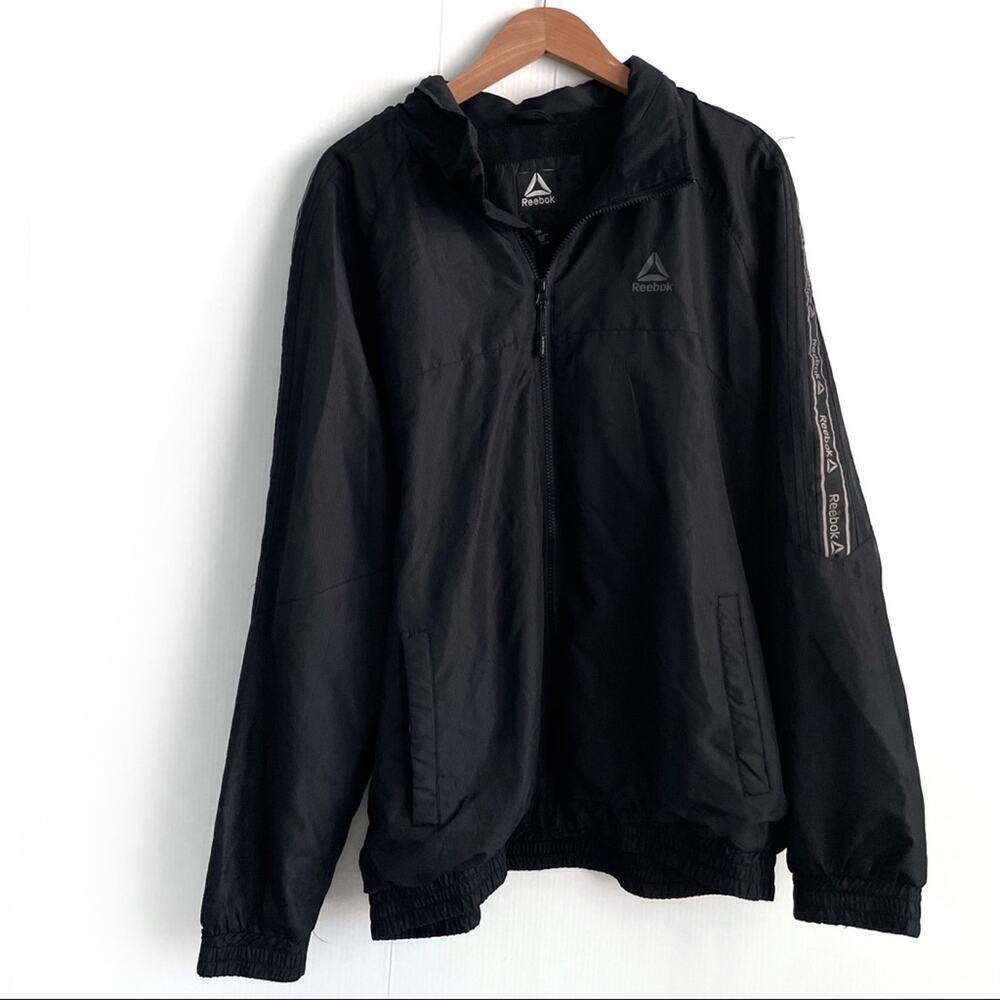 Reebok men’s jacket logo stripe down sleeve